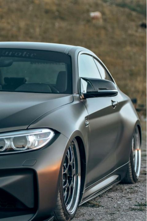 M3 wide arches close-up