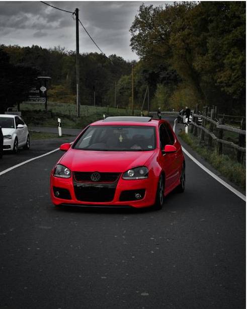 Front splitter and bonnet vents